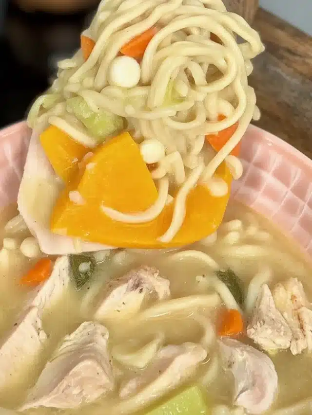 crockpot chicken pot pie