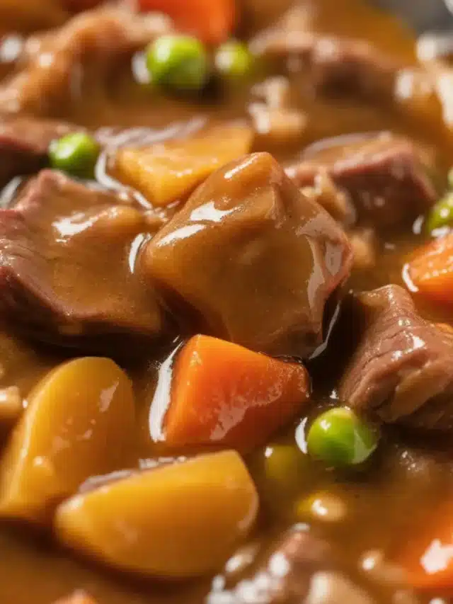 Delicious Beef Crockpot Recipes including shredded beef, stew, and beef and broccoli.